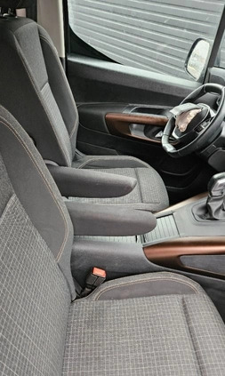Peugeot Rifter cena 39800 przebieg: 75202, rok produkcji 2019 z Czempiń małe 254